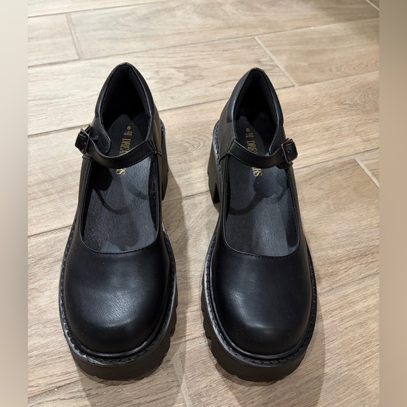 Dream Pairs Shoes - Dream Pairs Chunky Platform Mary Jane Pumps Black – Size 9 – New in Box